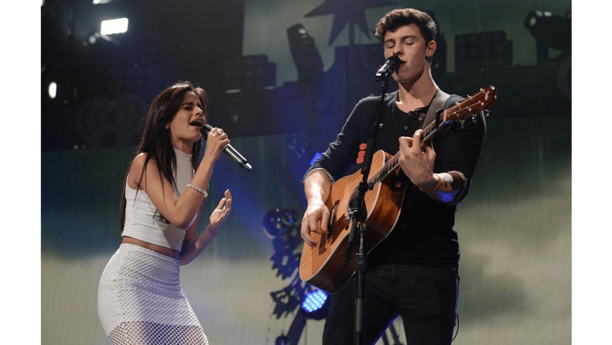 Shawn Mendes And Camila Cabello S Natural Relationship 8days