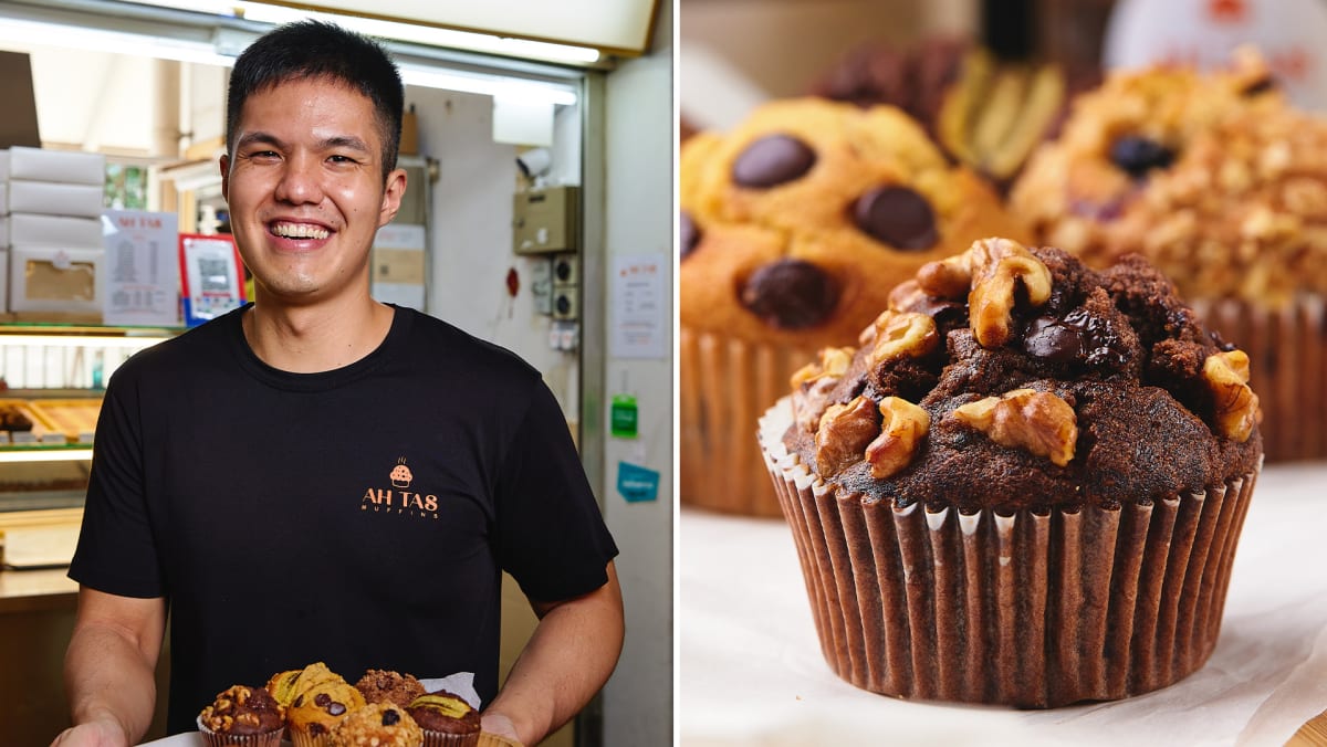 Delish 2.50 Dark Choc Banana Muffin From Hawker Stall Opened By