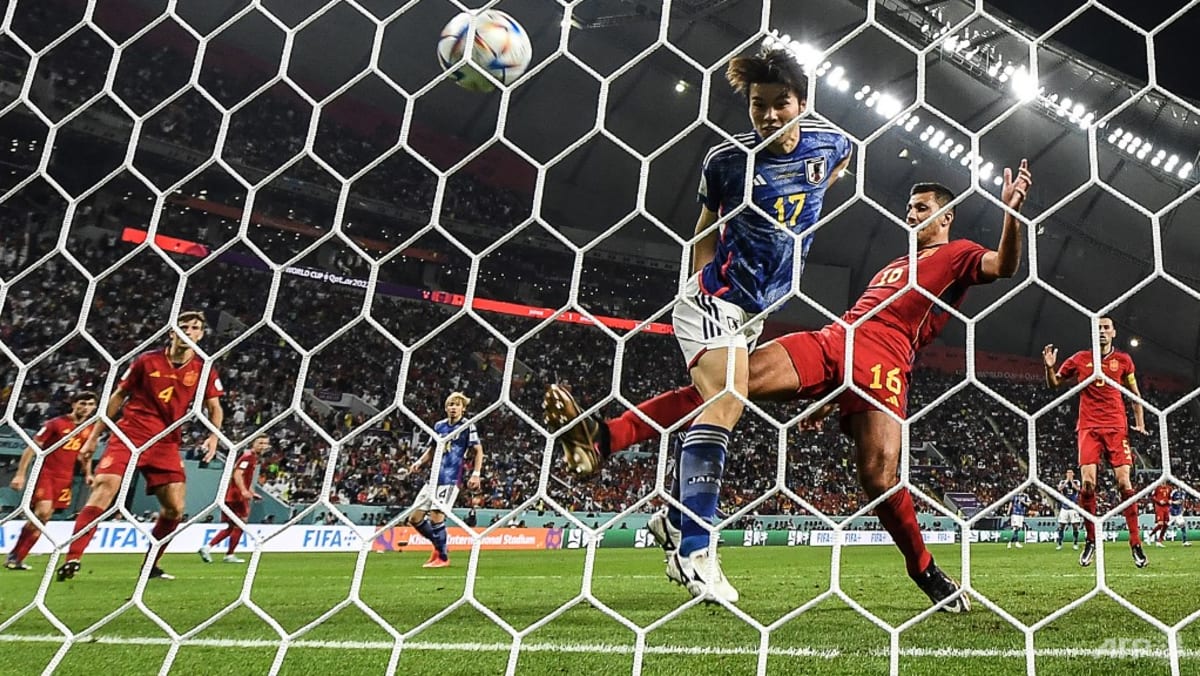 Japan through to World Cup knockout stage after stunning comeback victory against Spain
