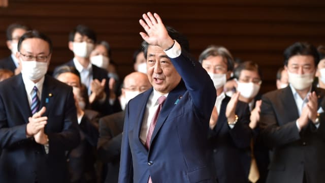日本前首相安倍晋三疑似中枪送院