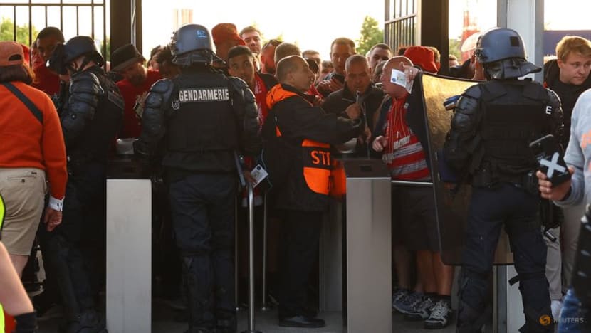 Liverpool's Robertson slams organisers for Champions League final chaos Liverpool's Robertson slams organisers for Champions League final chaos