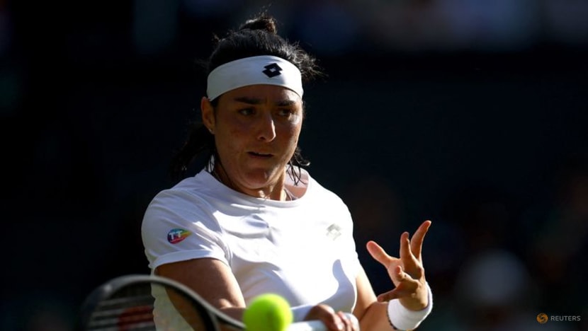 Third-seed Jabeur sees off Bouzkova for maiden major semi-final Third-seed Jabeur sees off Bouzkova for maiden major semi-final