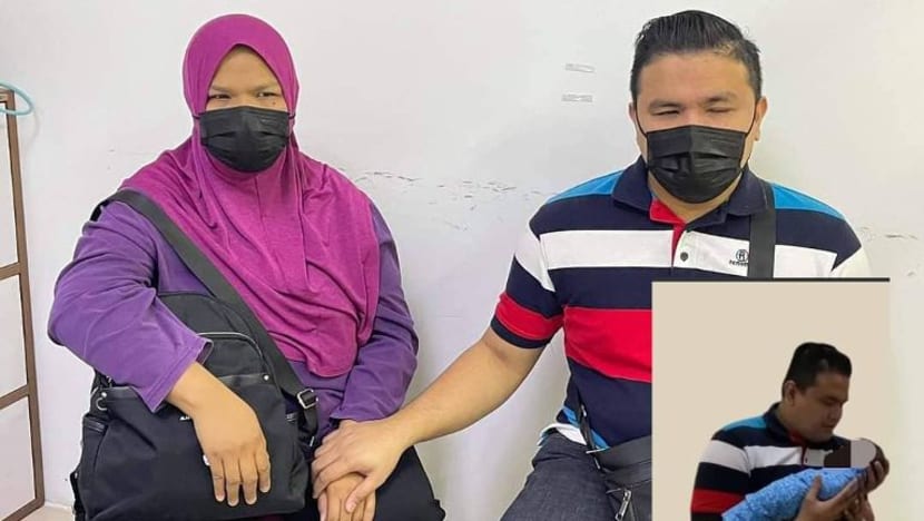 Caliph Buskers batalkan persembahan hormati pemergian cahaya mata vokalis Azmi Saat Caliph Buskers batalkan persembahan hormati pemergian cahaya mata vokalis Azmi Saat