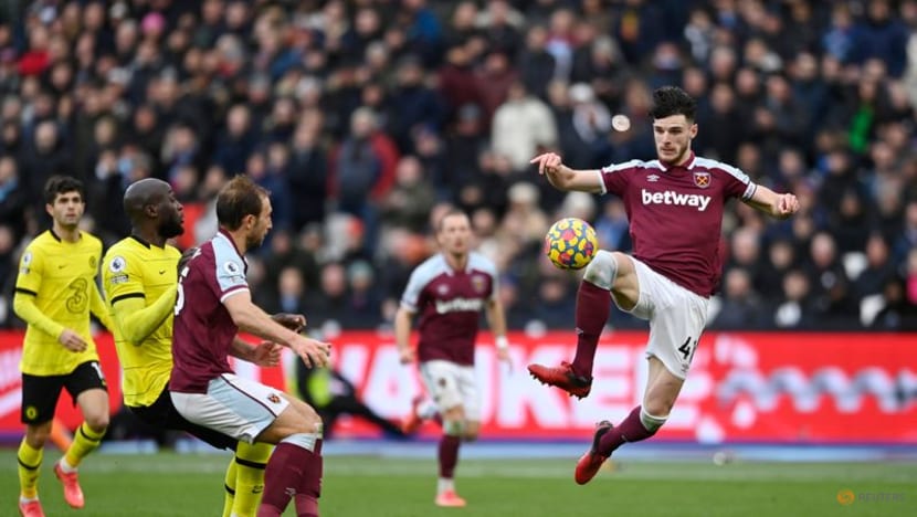 West Ham stun league leaders Chelsea with 3-2 win West Ham stun league leaders Chelsea with 3-2 win