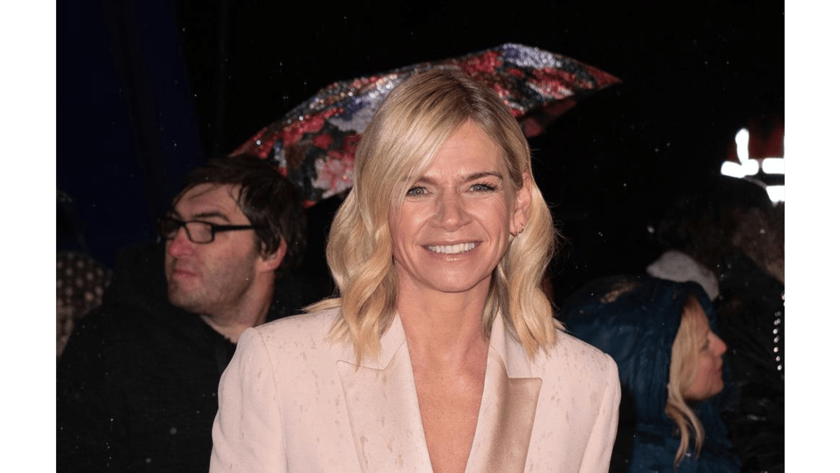 Zoe Ball loves gardening 8days