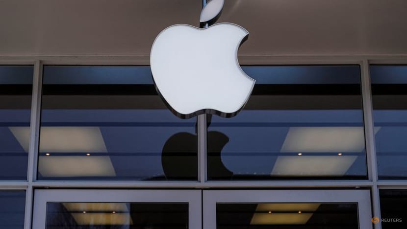 Ukraine Vice PM urges Apple to cut products, services supply in Russia Ukraine Vice PM urges Apple to cut products, services supply in Russia