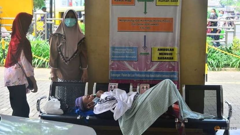 Indonesia kerah lebih ramai kakitangan hospital ekoran lonjakan COVID-19 di beberapa kawasan