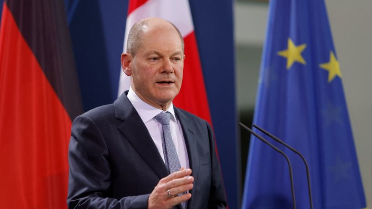On COVID-19 vaccine: Scholz tells Germans 'Be like the Danish'