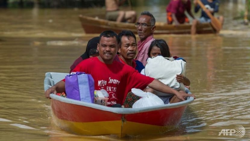 100 mangsa banjir di Kelantan kelaparan, terperangkap