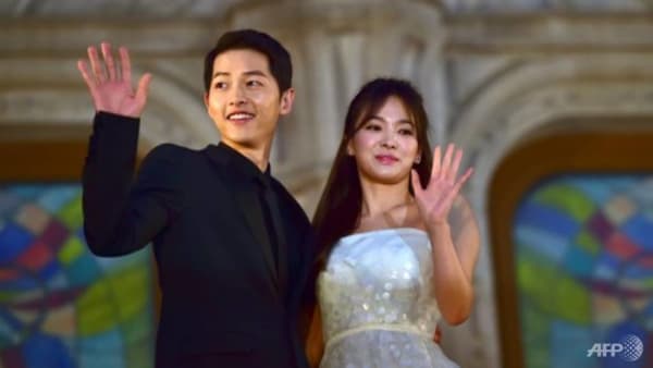 Descendants Of The Sun Stars Song Joong Ki And Song Hye Kyo To Divorce Cna Lifestyle