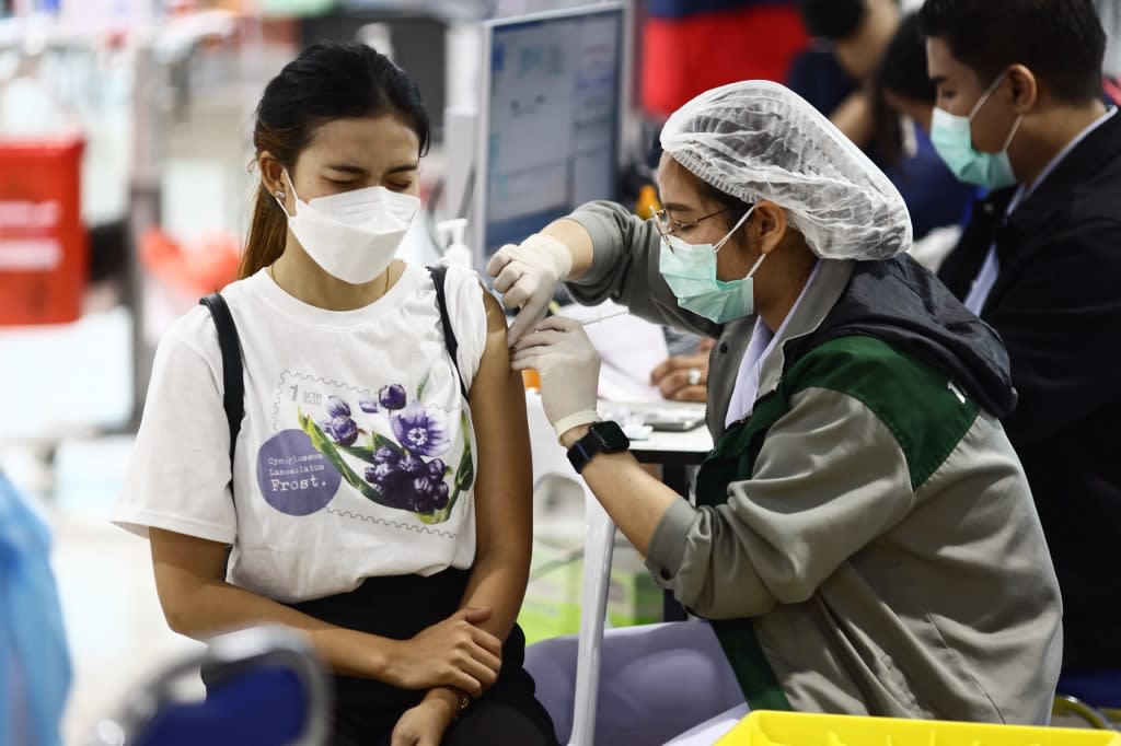 Covid-19: Thailand urges uptake of booster shots as Omicron cases rise Covid-19: Thailand urges uptake of booster shots as Omicron cases rise