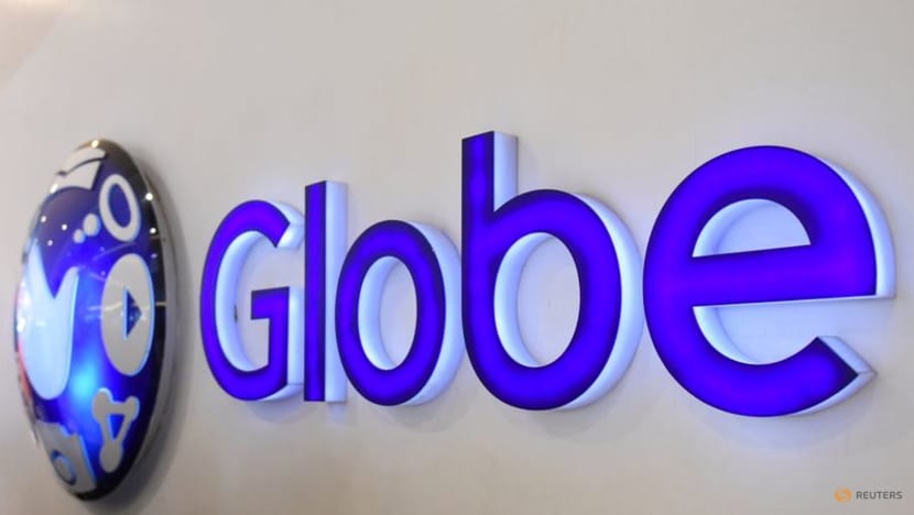 Philippines' Globe sells telecoms towers for $340 million Philippines' Globe sells telecoms towers for $340 million