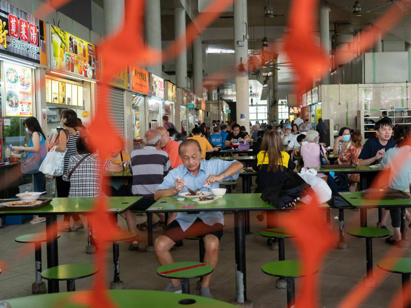 Those who dine at hawker centres and coffee shops must be fully vaccinated as, despite the absence of entry checks, vaccination-differentiated safe management measures still apply to all food and beverage outlets.