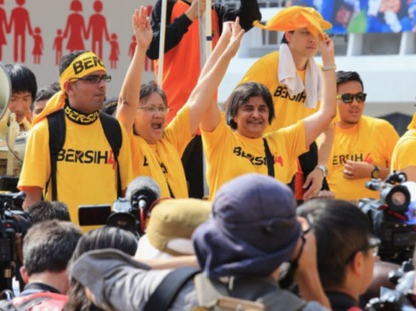 Lawyer and human rights advocate Ambiga Sreenevasan (second right) at the Bersih 4 rally in Kuala Lumpur last Saturday. She may have to assist the seven Bersih members in dealings with the police. Photo: Malay Mail Online