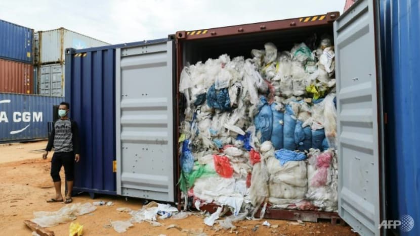Indonesia to return 49 containers of waste to Europe, US Indonesia to return 49 containers of waste to Europe, US