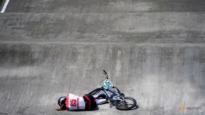 Olympics-Cycling-Gone in 60 seconds: Olympic dreams dashed for Japan's Hatakeyama Olympics-Cycling-Gone in 60 seconds: Olympic dreams dashed for Japan's Hatakeyama