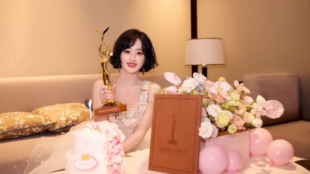 第32届金鹰奖成绩揭晓赵丽颖二封视后- 8world Entertainment Lifestyle