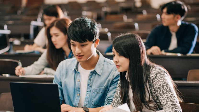 Commentary: I am a teacher and I let my students use ChatGPT Commentary: I am a teacher and I let my students use ChatGPT