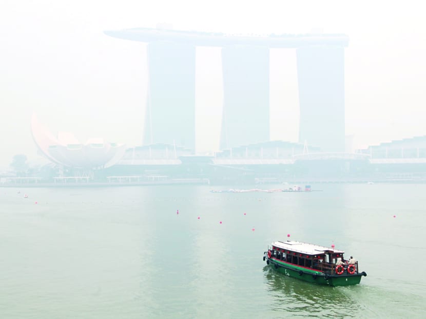 The haze in Singapore on June 17, 2013. Photo: Ooi Boon Keong