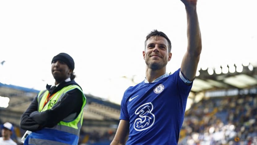 Defender Azpilicueta leaves Chelsea after 11 years
