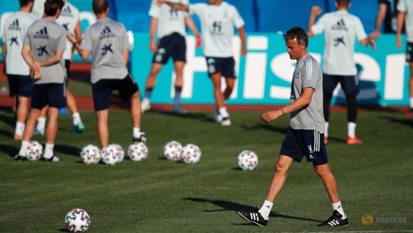 Football: Spain on the rise but Swiss could stifle their game Football: Spain on the rise but Swiss could stifle their game