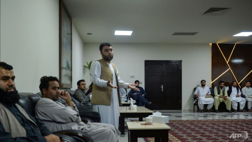 Afghan merchants fear for future as Taliban takeover raises costs Afghan merchants fear for future as Taliban takeover raises costs