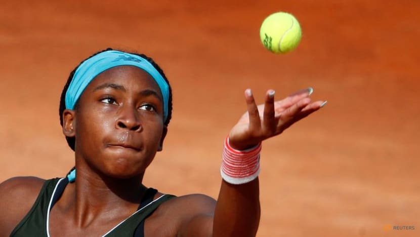 Gauff urges Raducanu not to focus on social media Gauff urges Raducanu not to focus on social media