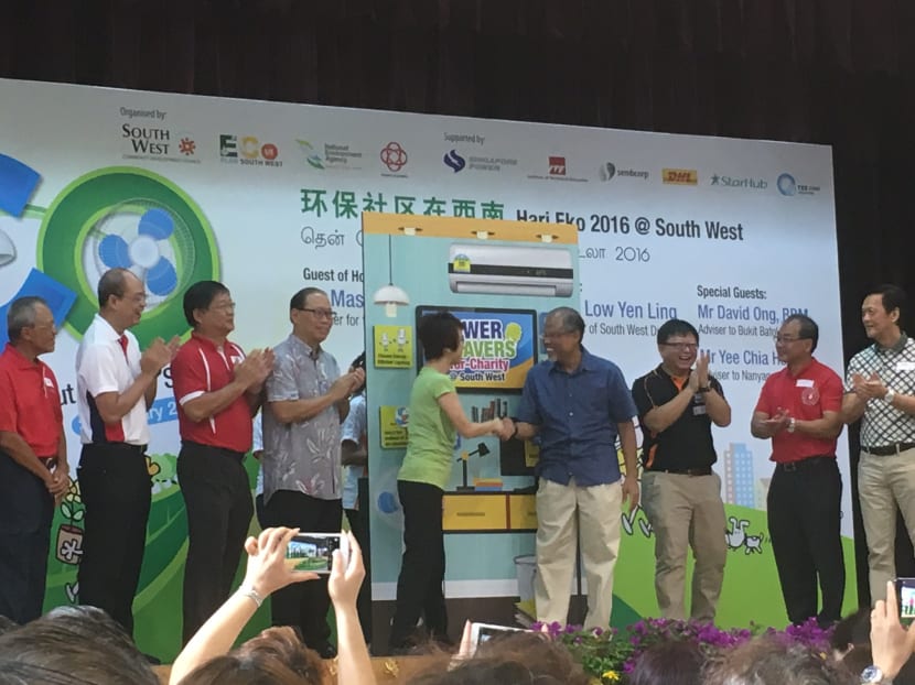 Mayor of the South West District Low Yen Ling and Minister for the Environment and Water Resources Masagos Zulkifli at the event today (Jan 31). Photo: Siau Ming En/TODAY
