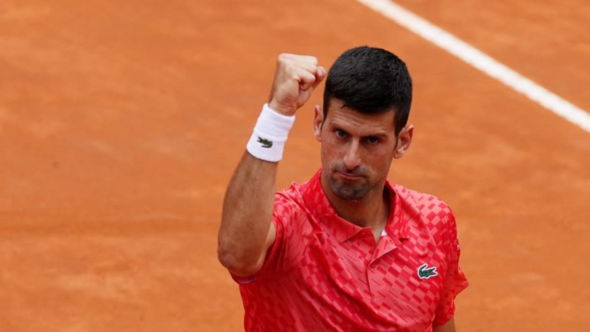 Djokovic yang sempurna menghancurkan Norrie untuk mencapai perempat final Roma