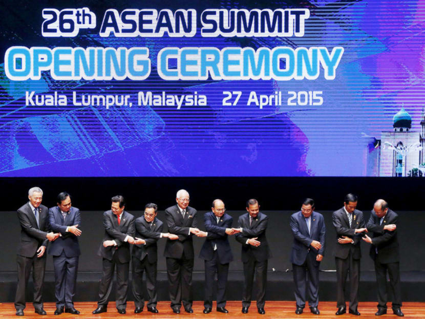 Stronger economic ties a priority for ASEAN: PM Lee