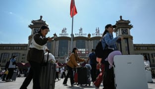 Millions travel across China as national holiday kicks off