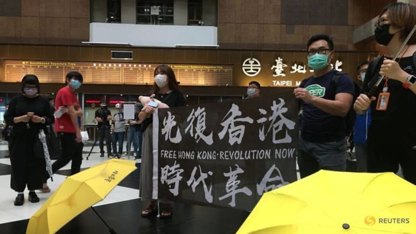 Taiwan pledges help for fleeing Hong Kongers, riles China Taiwan pledges help for fleeing Hong Kongers, riles China