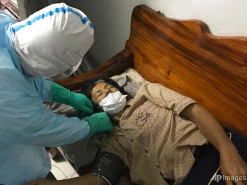 Thai volunteers aid COVID-19 patients in need of care, testing Thai volunteers aid COVID-19 patients in need of care, testing