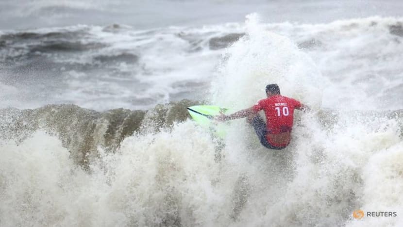 Olympics-Surfing-Ferreira, Moore secure historic gold medals Olympics-Surfing-Ferreira, Moore secure historic gold medals