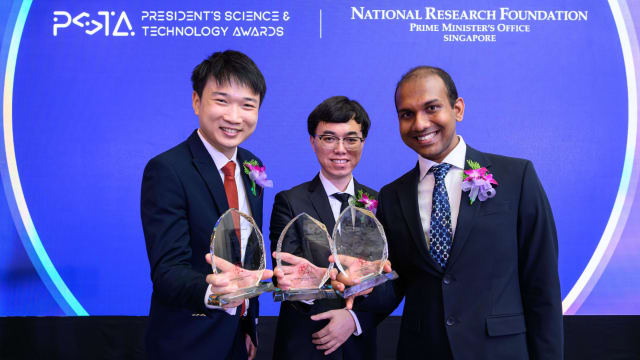 五名科学家获颁总统科学与科技奖和青年科学家奖