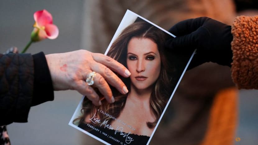 Lisa Marie Presley died of small bowel obstruction - coroner