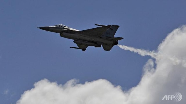 荷兰和丹麦承诺为乌克兰提供F-16型战机