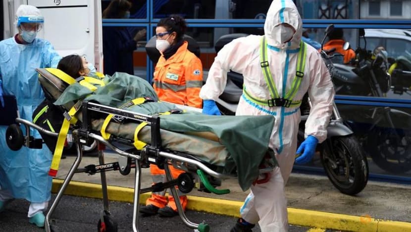 Italy reports 380 COVID-19 deaths on Friday, 26,824 new cases Italy reports 380 COVID-19 deaths on Friday, 26,824 new cases