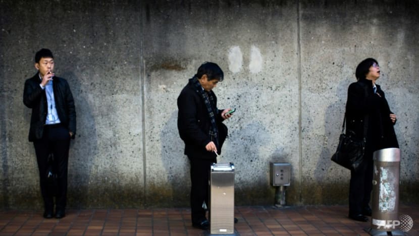 Commentary: Smoking is lowering your productivity and killing the economy Commentary: Smoking is lowering your productivity and killing the economy