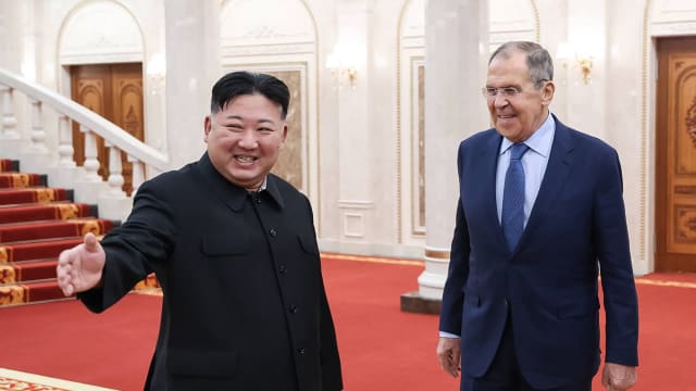 美日韩外长强烈谴责朝鲜售卖军火和装备给俄罗斯