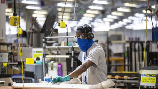 US economic growth trimmed on inventories; retains underlying momentum - Vimarsana News
