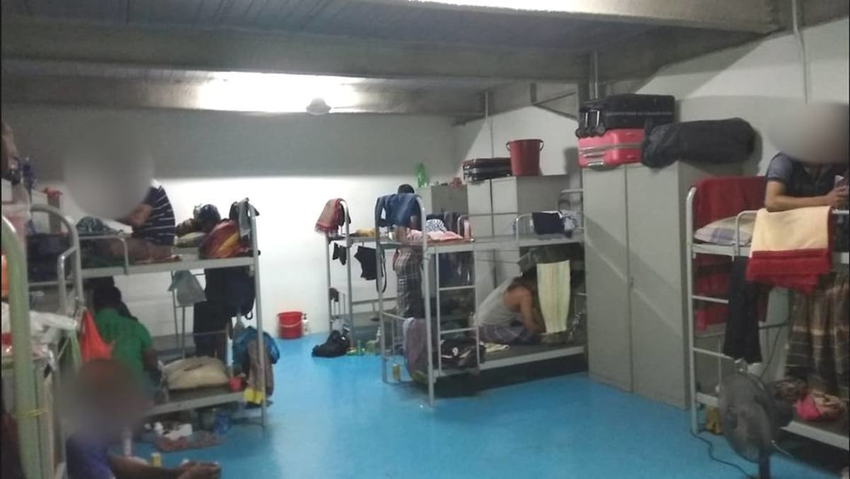 Isolation Immagrant COVID-19: Battling fear and boredom, migrant workers grapple with ...