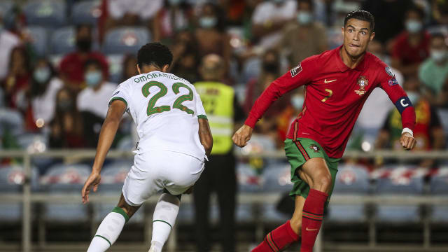 世界杯外围赛：C罗梅开二度成国际赛射脚王 助葡萄牙险胜
