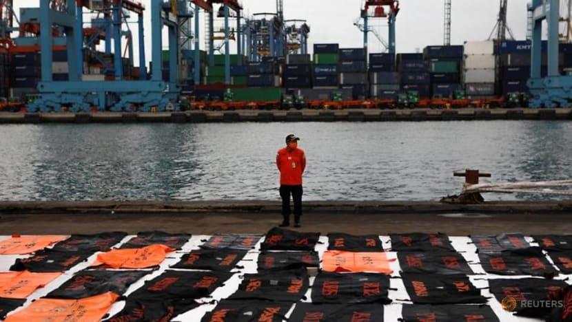Indonesia downloads data from flight recorder of downed Sriwijaya Air jet Indonesia downloads data from flight recorder of downed Sriwijaya Air jet