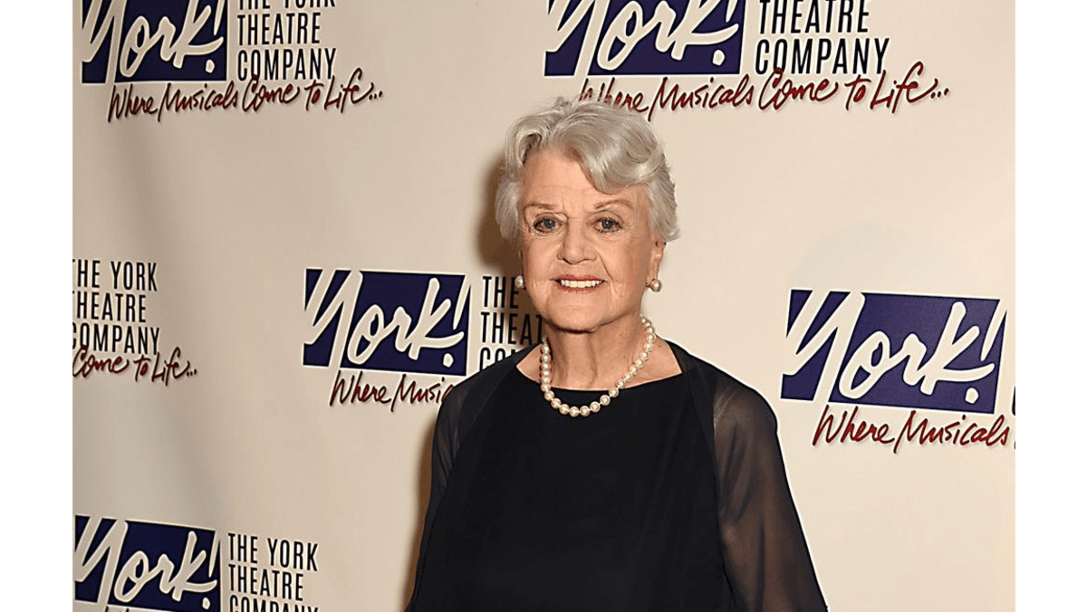 Angela Lansbury worked with first female director at 92 8days