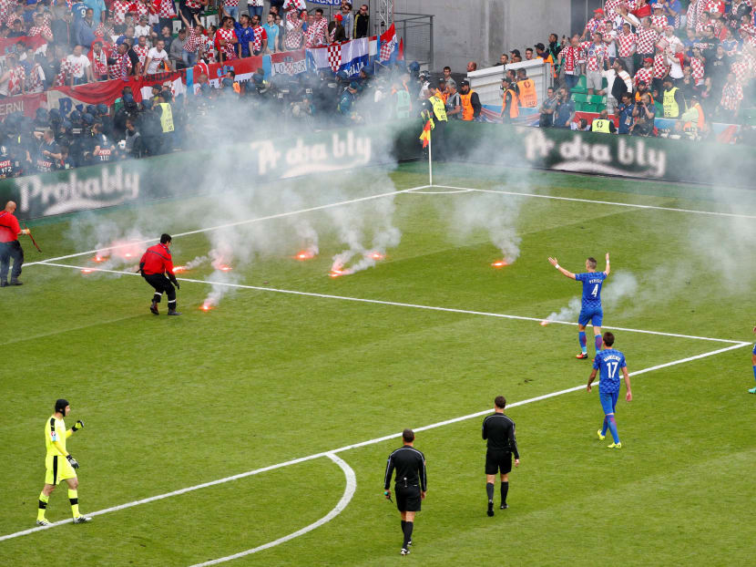 Croatia, Turkey charged over new Euro 2016 fan trouble
