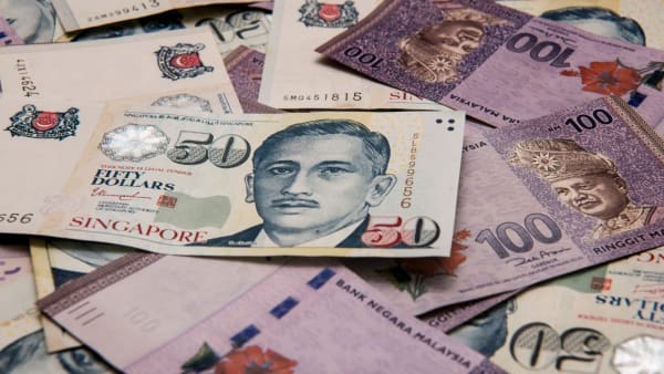 CNA Explains: Why did the Singapore dollar hit an all-time high against the Malaysian ringgit?