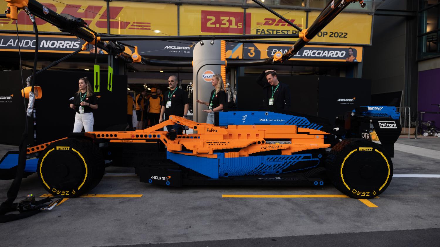 SINGAPORE GRAND PRIX POP UP MERCHANDISE STORE