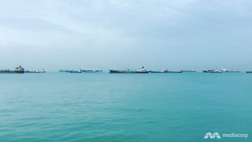 Kapal S'pura berlanggar dengan kapal lain dekat pelabuhan Johor