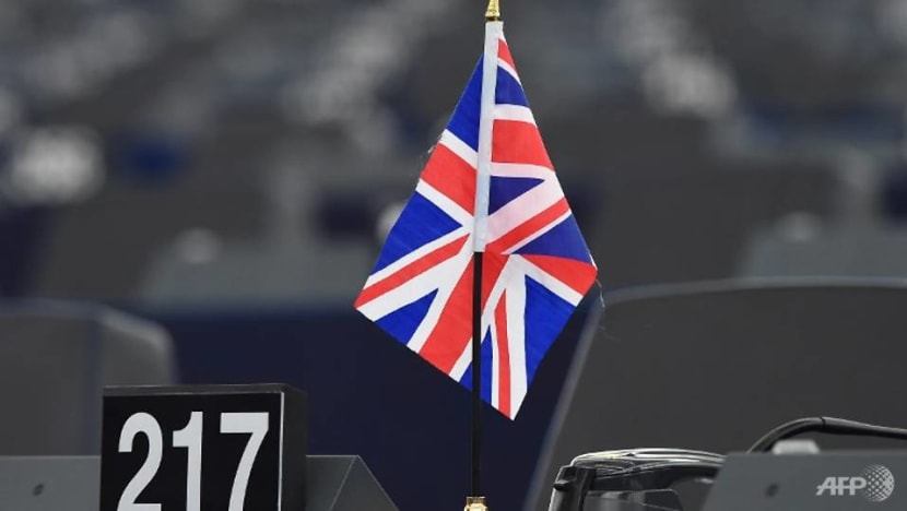 France tells firms to look beyond Brexit Britain France tells firms to look beyond Brexit Britain